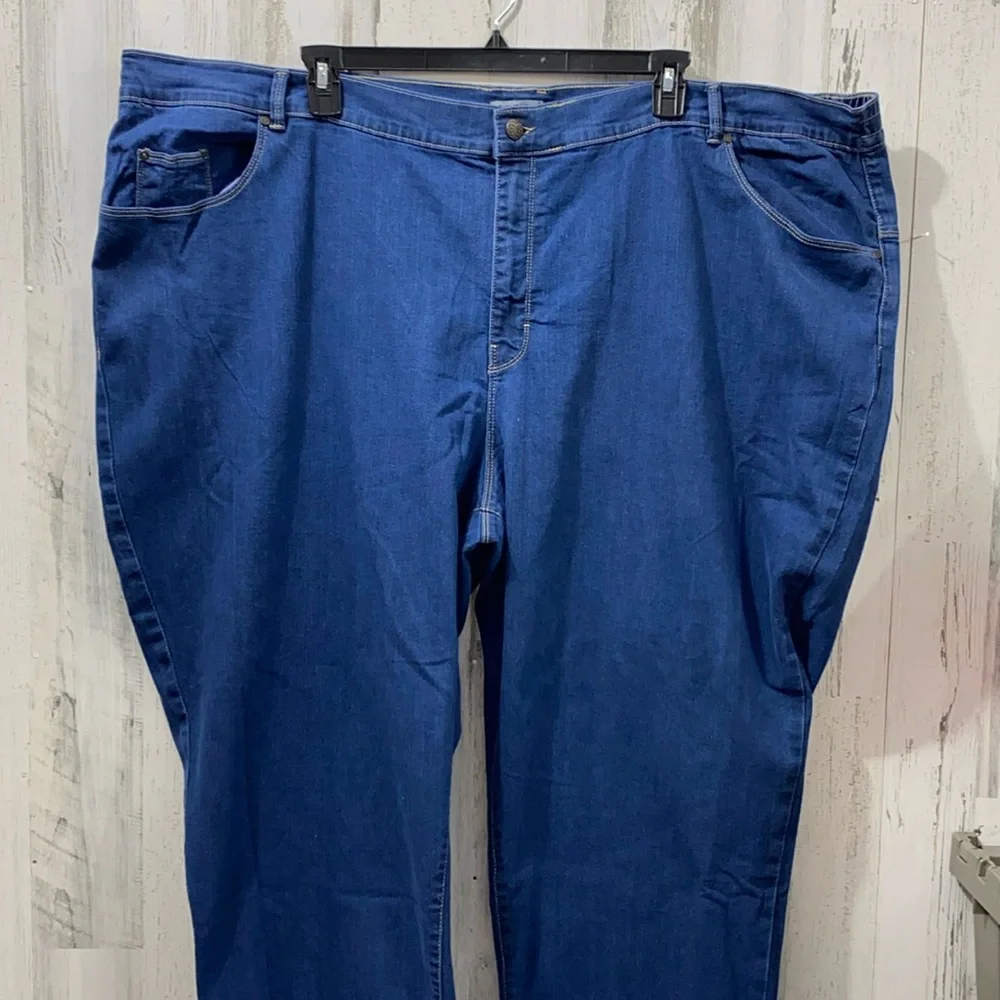 0923 Catherine’s Right Fit Moderately Curvy Jeans - Picture 1 of 5
